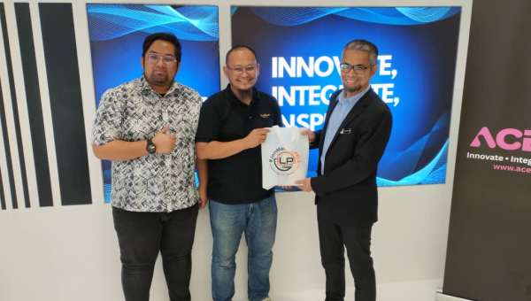  Lawatan Industri ke  AceTeam Networks Sdn. Bhd. dan OrenG Academy